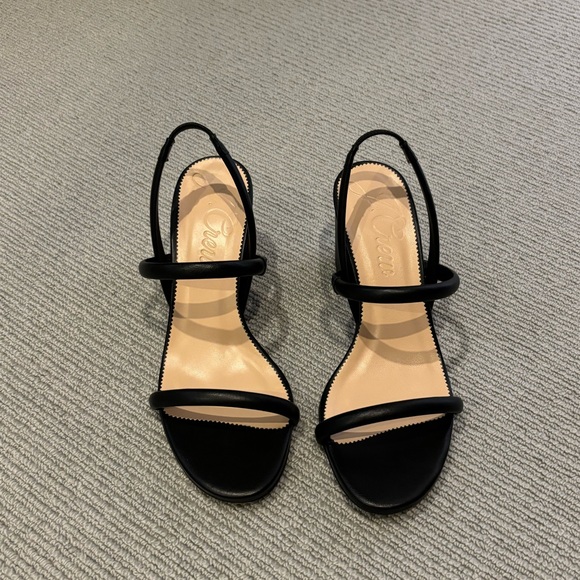 Brand New JCrew Lucie Slingback Sandals - Picture 2 of 5
